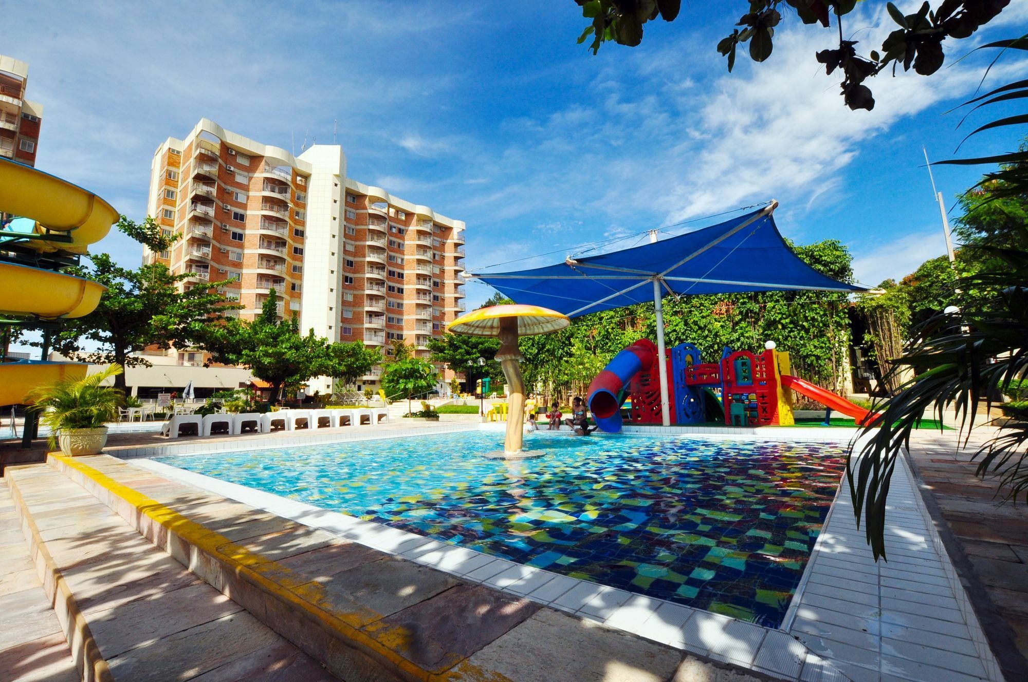 Aparthotel Imperio Romano - Splash E Acqua Park Caldas Novas Exterior foto